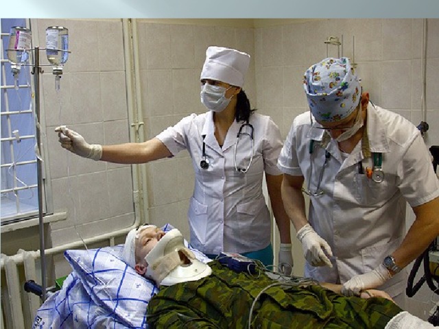 Работа военным врачом. Современные военные медики. Российские военные медики.