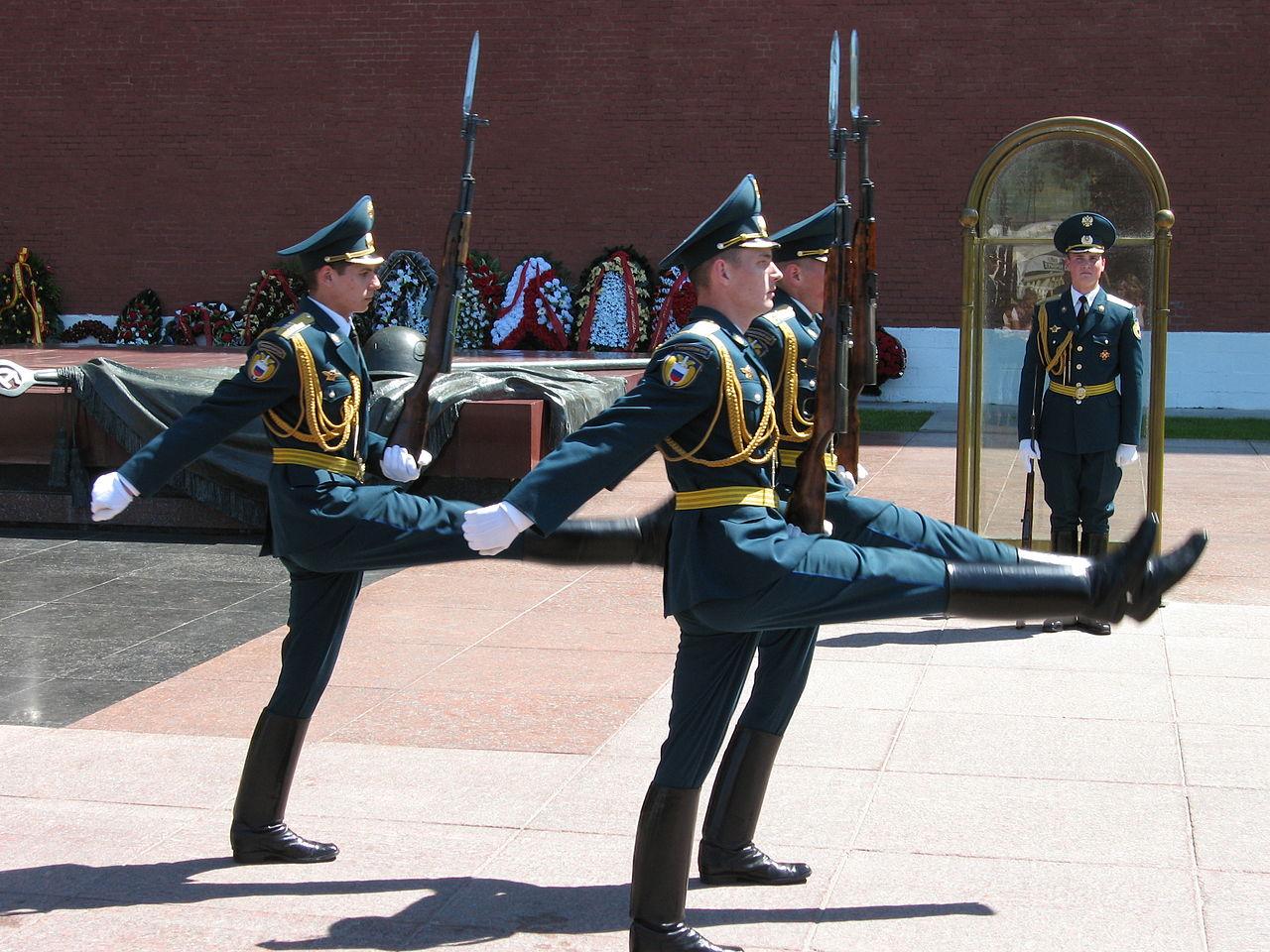 кремлевский полк в годы войны
