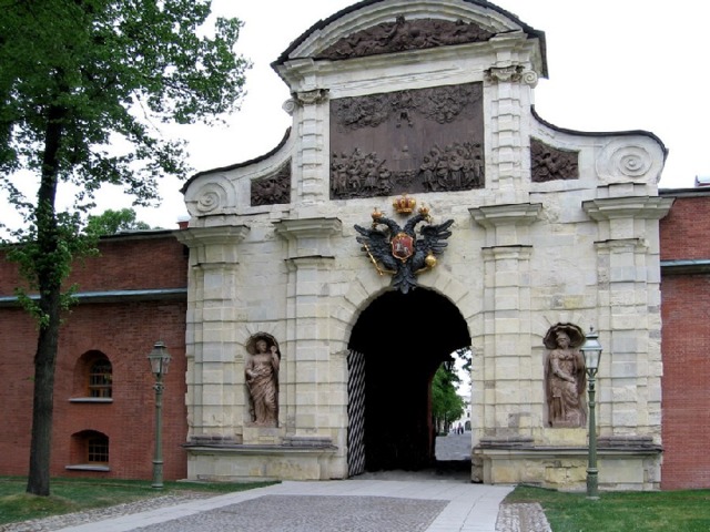 Петровские ворота территория петропавловская крепость 3д фото Петропавловская крепость ( презентация)