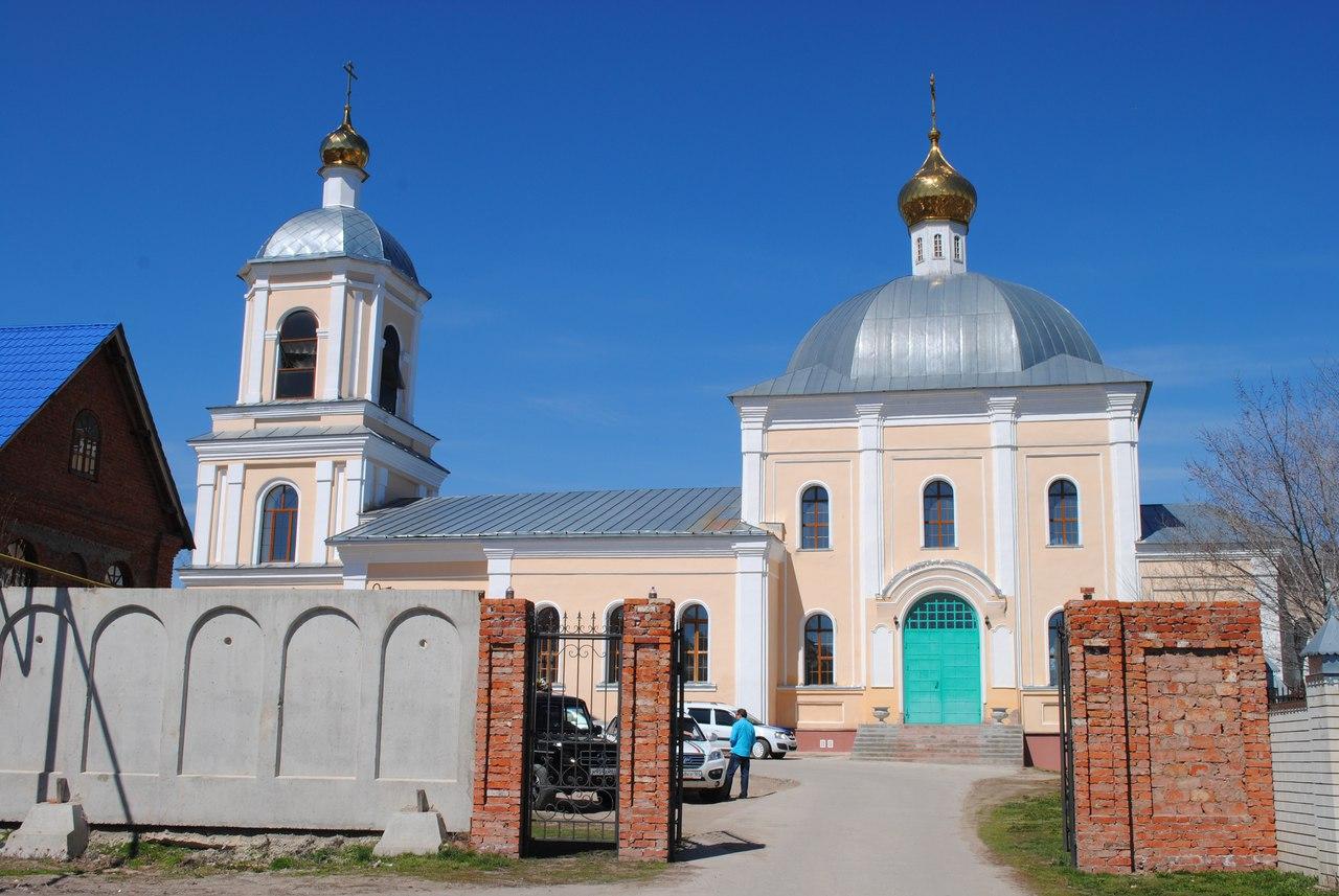 Церковь Базарный Карабулак