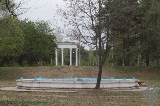 Дк сормово. Сормовский парк фонтан. Сормовский парк Нижний Новгород фонтаны. Фонтан в Сормовском парке Нижний Новгород. Зеленый театр в Сормовском парке.