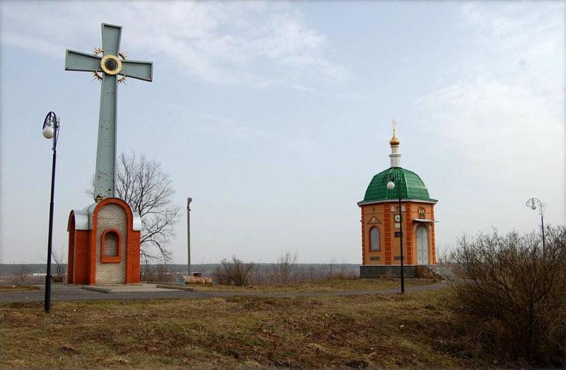 Рыльск святой. Рыльская крепость Рыльск. Рыльская крепость гора Ивана Рыльского. Рыльск Курская область женский монастырь.