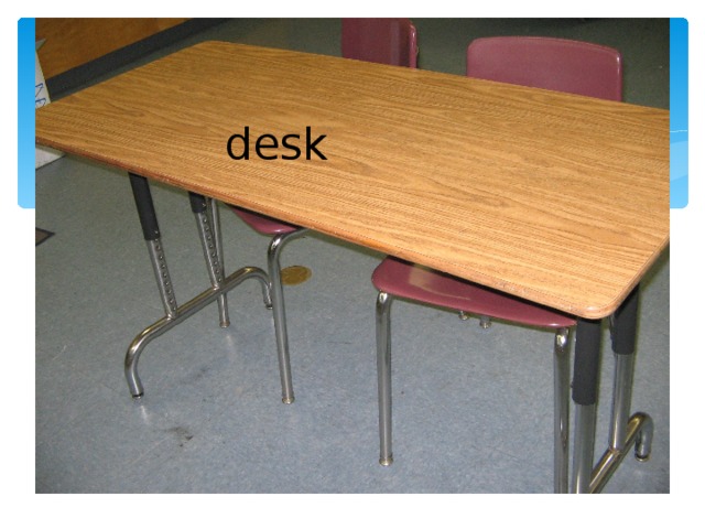 desk 