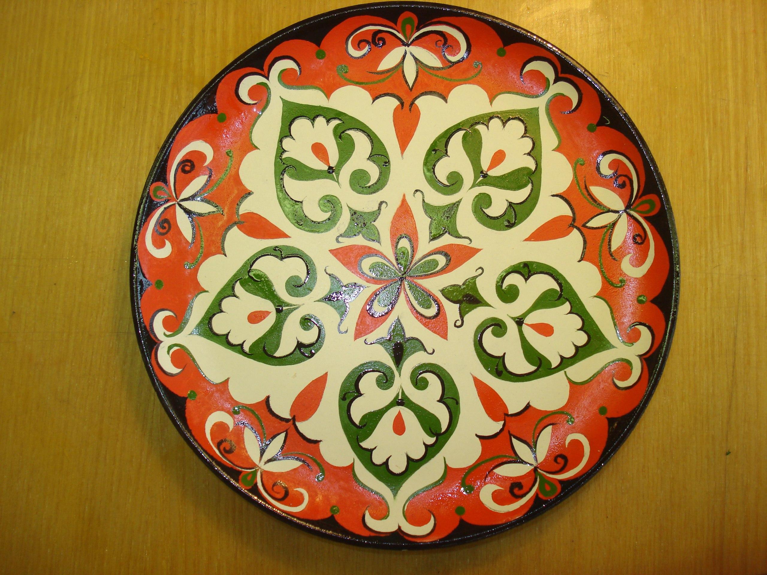 Башкирский орнамент на тарелке