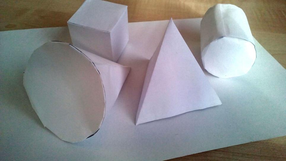 5 6 2 3 как делать. Поделки из геометрических фигур объемные. Конус и цилиндр из бумаги. Геометрические фигуры из бумаги. Конструирование из бумаги геометрических тел.