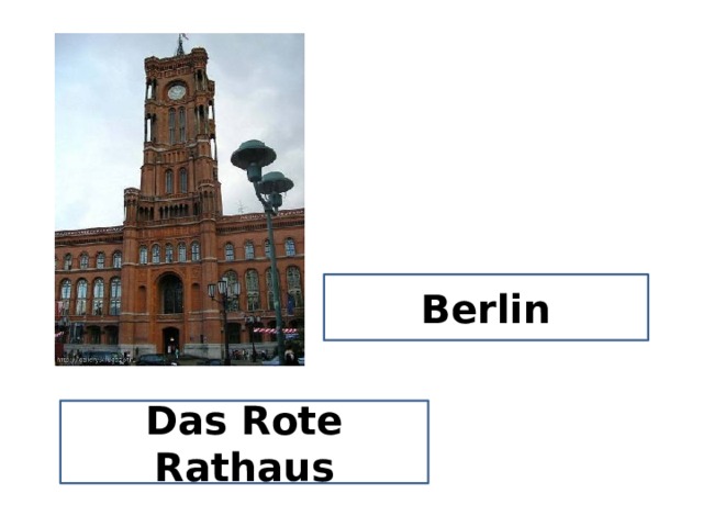 Berlin Das Rote Rathaus  