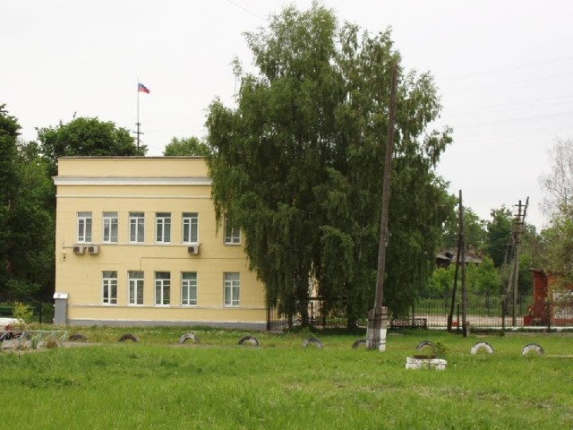 Речевая подготовка Ма - ло - по - ма – лу Жи – вот – ный и рас – ти – тель –ный мир Со – кро – ви – ща – ми По – кры – ва – лось Не – о – бык – но – вен – но Кла – до – ва - я 