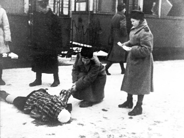 БЛОКАДНЫЙ ХЛЕБ 