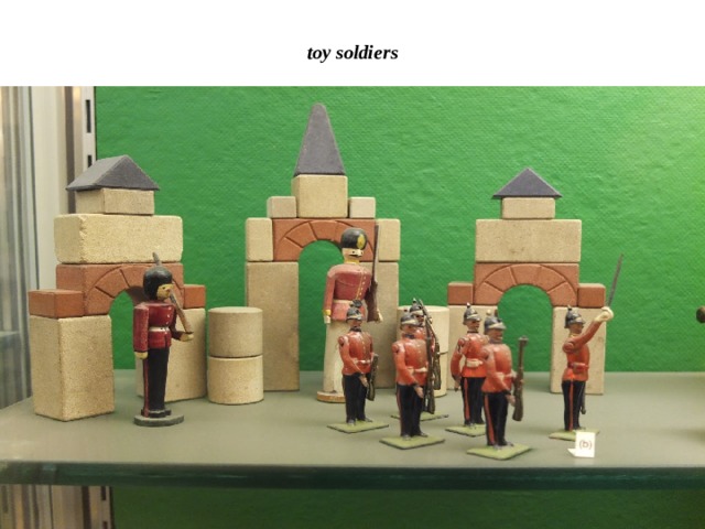 toy soldiers 