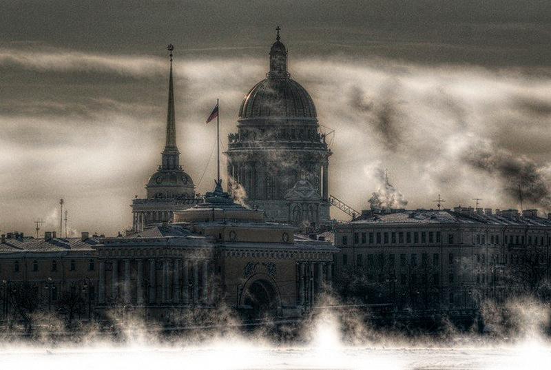 Питер 20. Мрачный Петербург 19 века. Серый мрачный Петербург. Темный Петербург. Мрачный зимний Петербург.