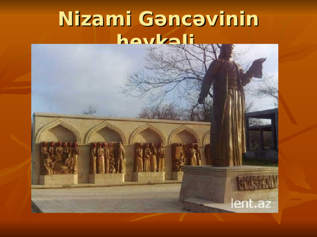 Nizami Gəncəvinin heykəli  