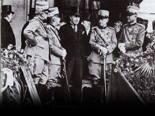 король Италии Виктор Эммануил III 1922-назначение Муссолини премьером 