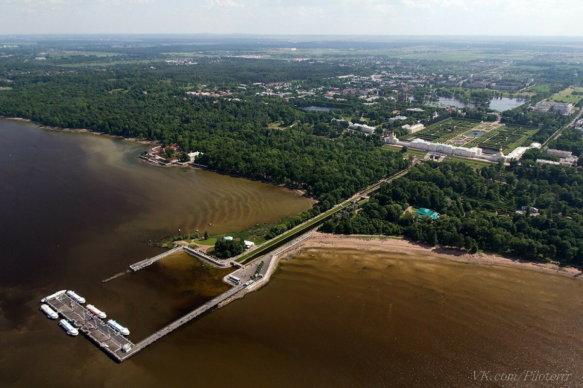 Вид с вертолёта Нижнего