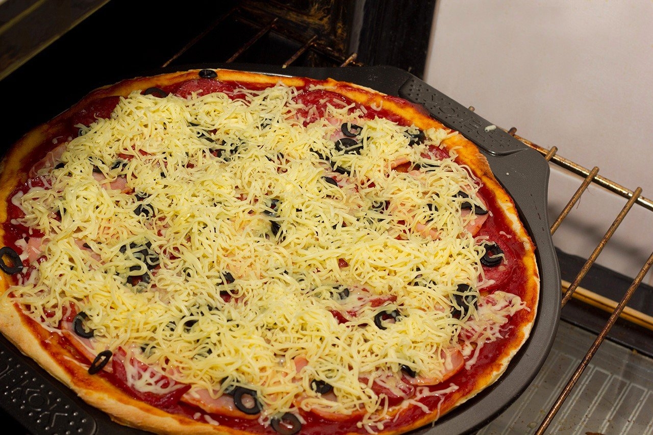 какие пиццы можно приготовить в домашних условиях быстро и вкусно фото 12