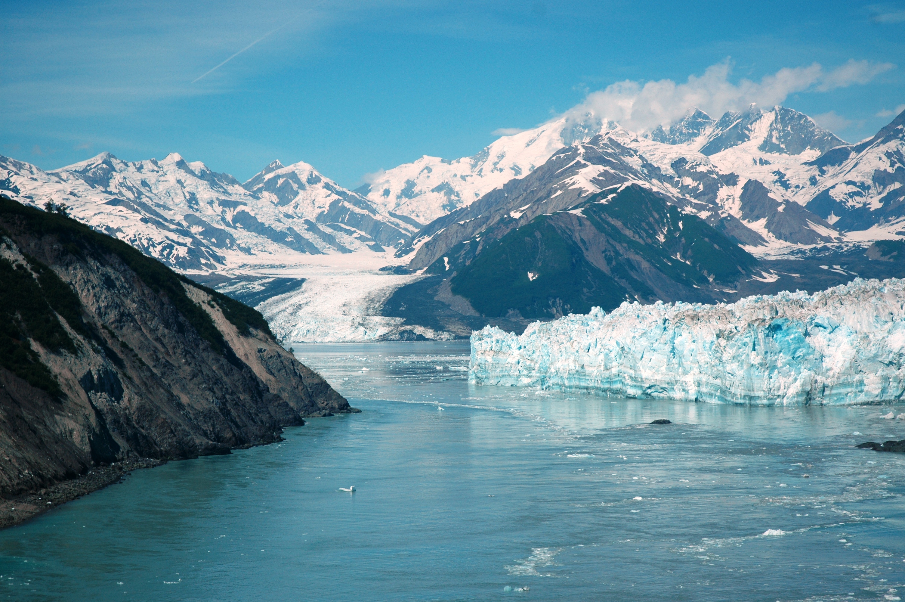 Ледниковые озера северной америки. Кальдерный ледник. Ледник Маласпина. Ледник Хаббард. Ледники Северной Америки.